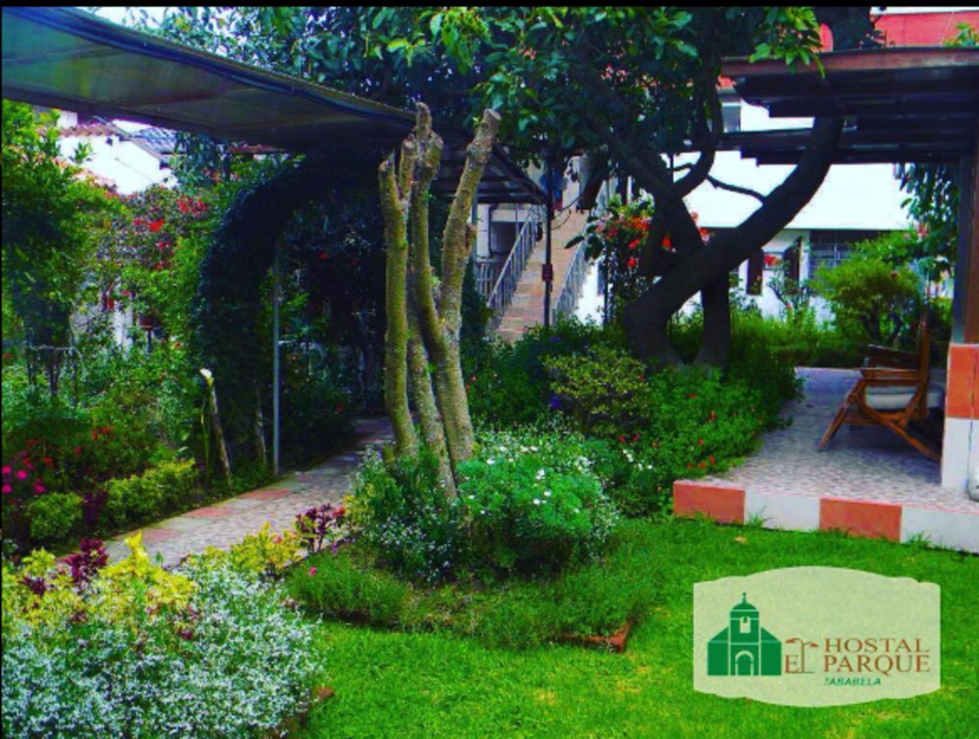 Hostal El Parque 타바벨라 외부 사진